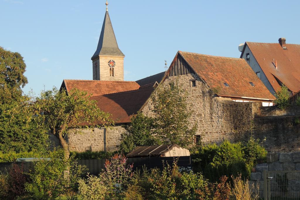 Hotel-Gasthof Neue Post Leutershausen  エクステリア 写真