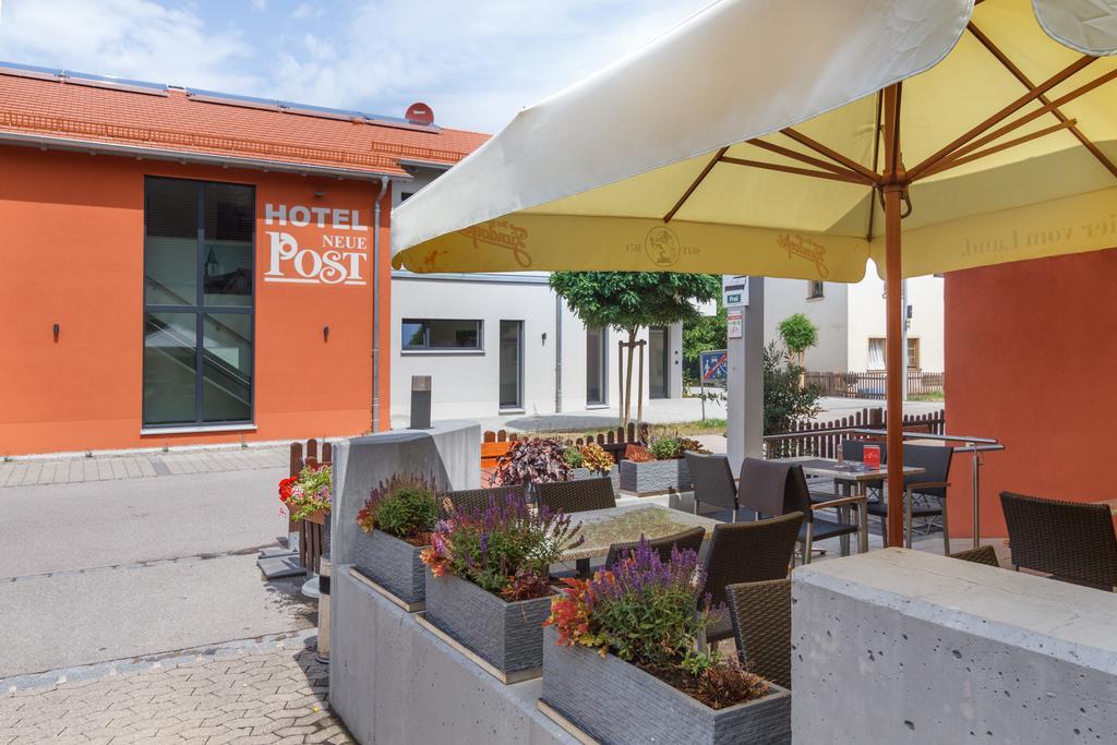 Hotel-Gasthof Neue Post Leutershausen  エクステリア 写真