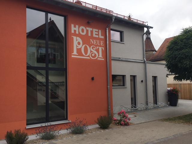 Hotel-Gasthof Neue Post Leutershausen  エクステリア 写真