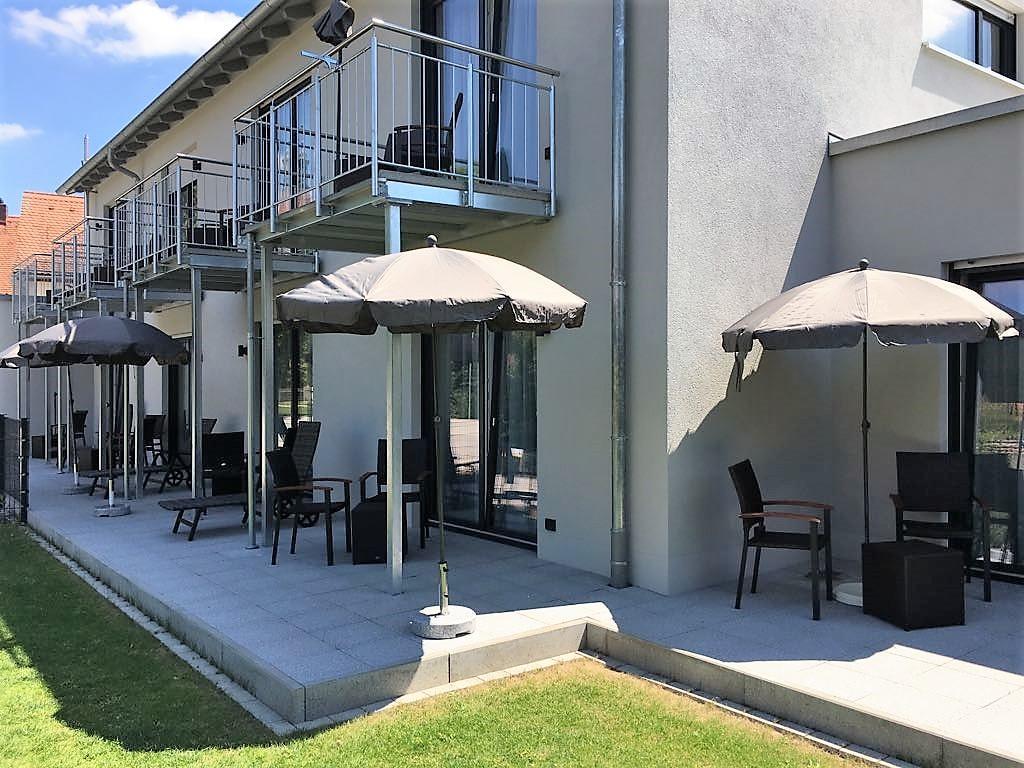 Hotel-Gasthof Neue Post Leutershausen  エクステリア 写真